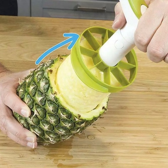 Pineapple Slicer and Wedger - Picture 6 of 8